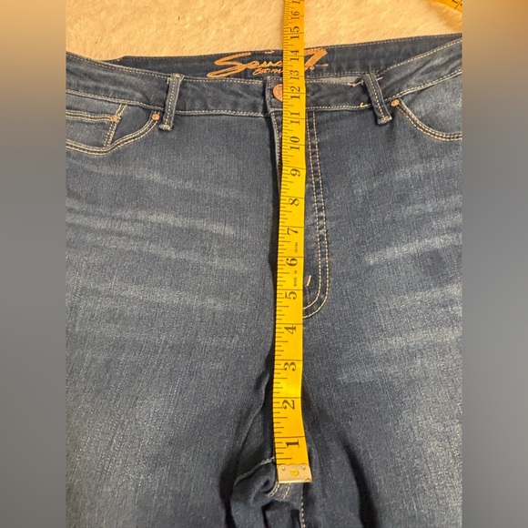 Seven7 Women's High Rise Slim Flare Jean - 16 - Picture 6 of 9